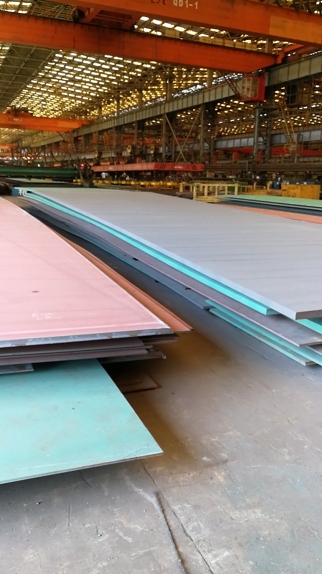 千豪磁電吊鋼板用夾具，電永磁吊具，磁力吊具