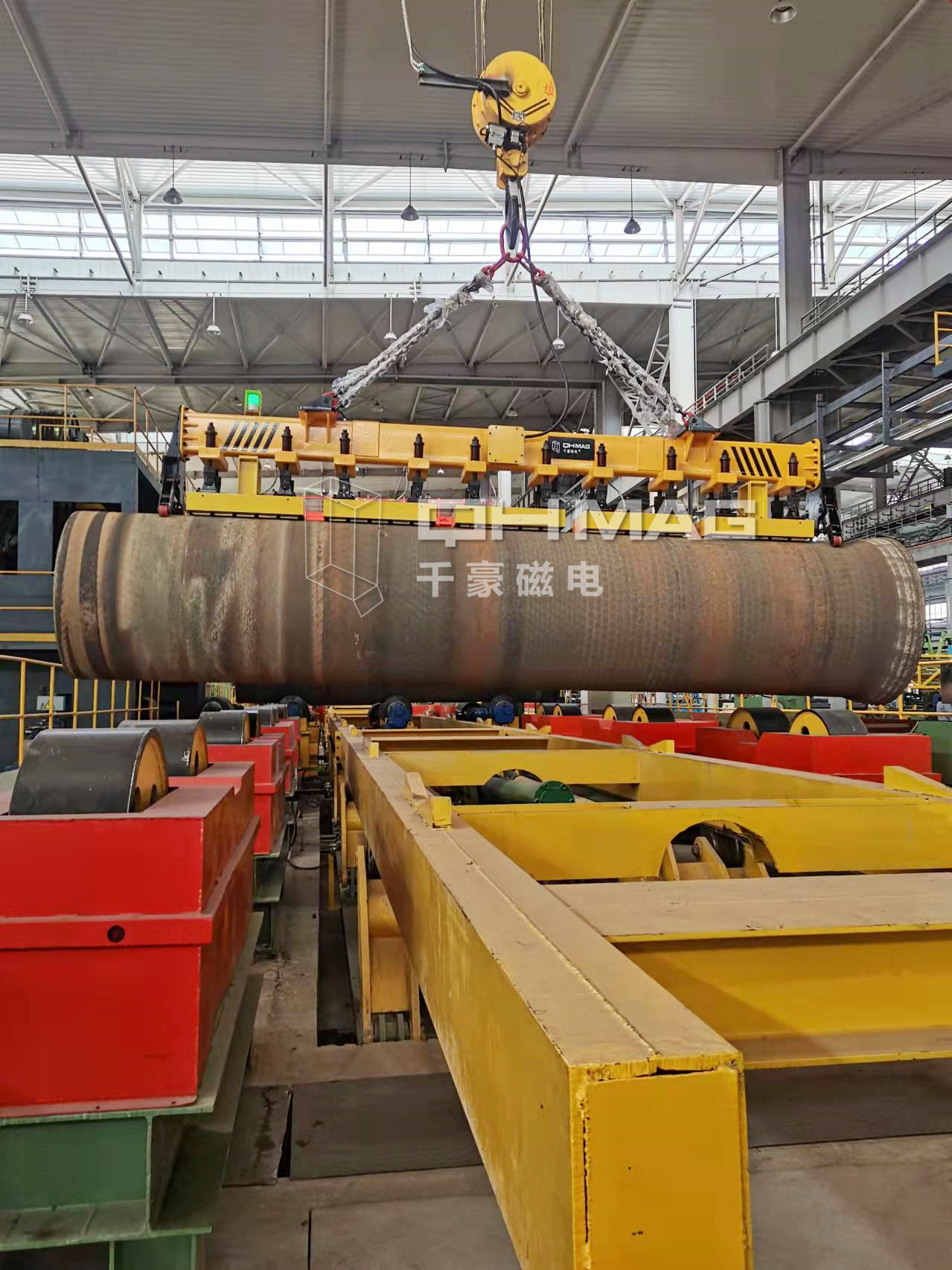 吊鋼管專用吊具,鋼管吊具,電永磁吊具，千豪